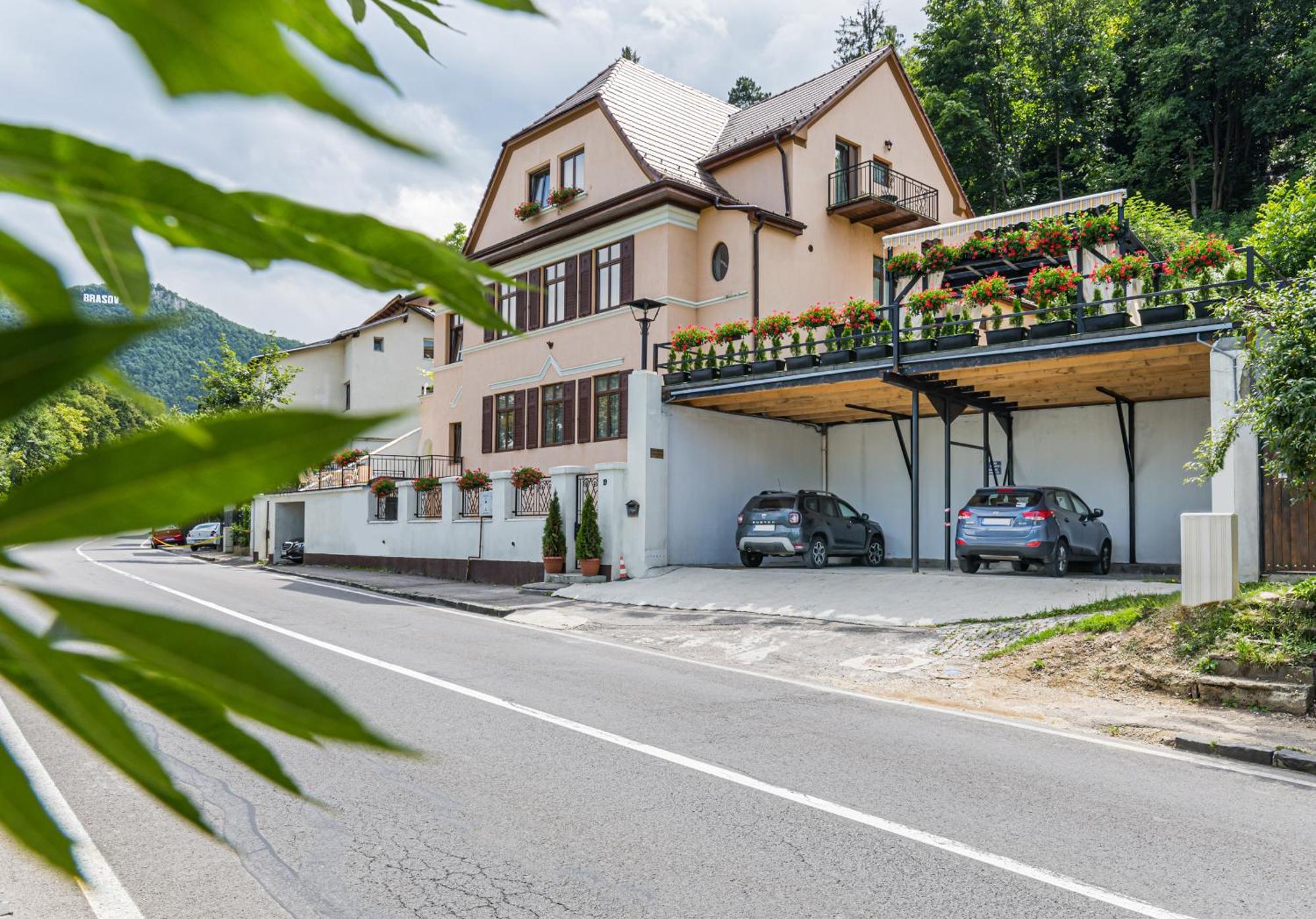 Hotel Casa Moritz Braşov Exterior foto